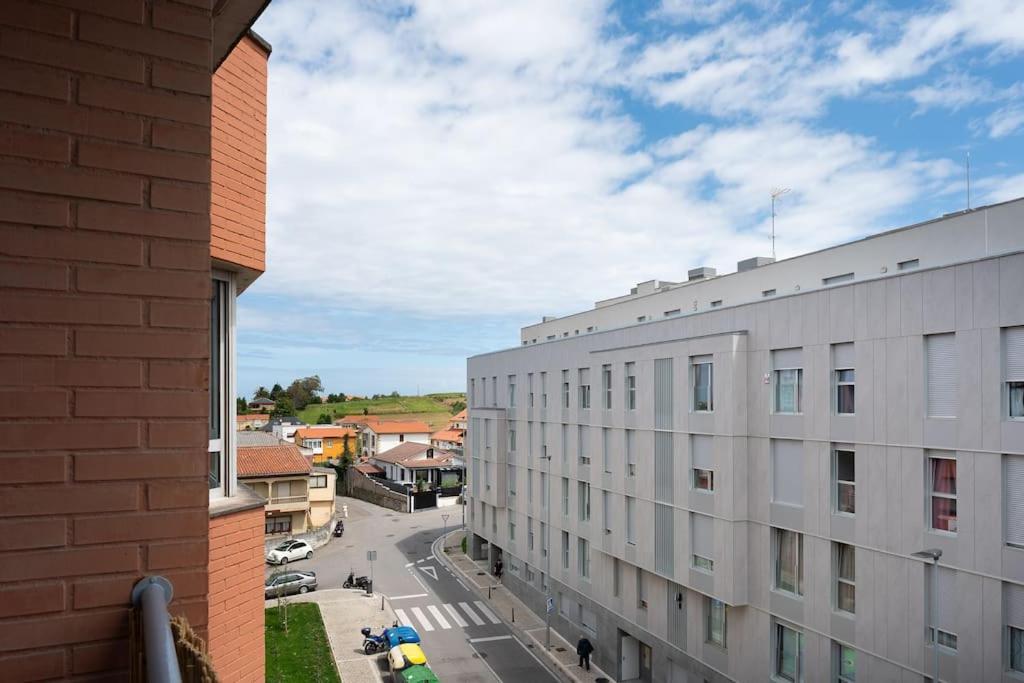 San Roman Apartment With Private Parking Santander Esterno foto