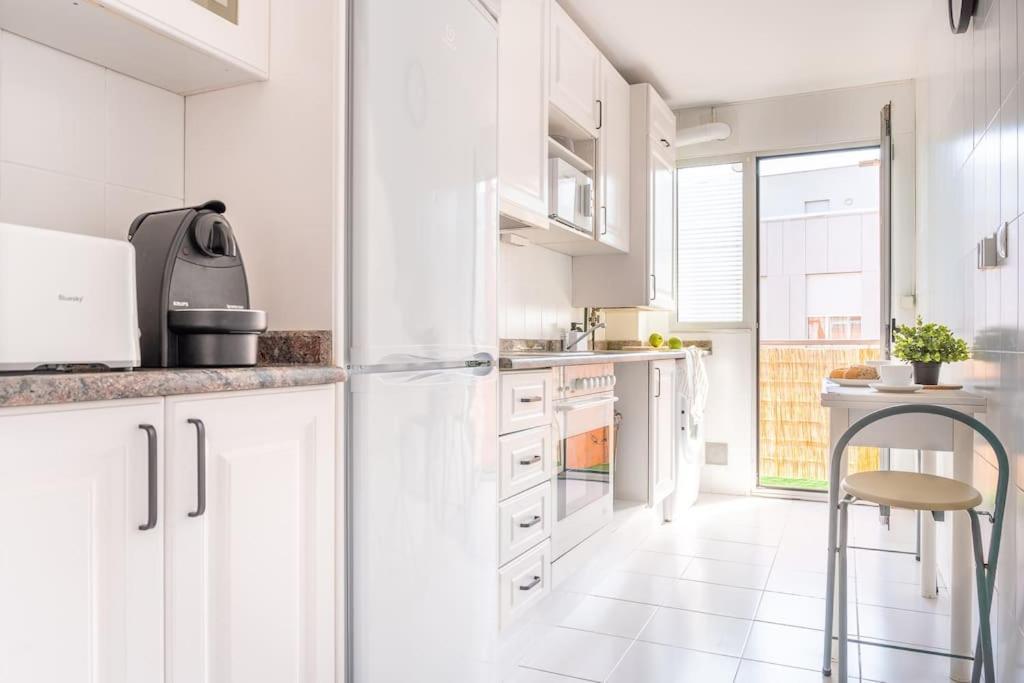 San Roman Apartment With Private Parking Santander Esterno foto