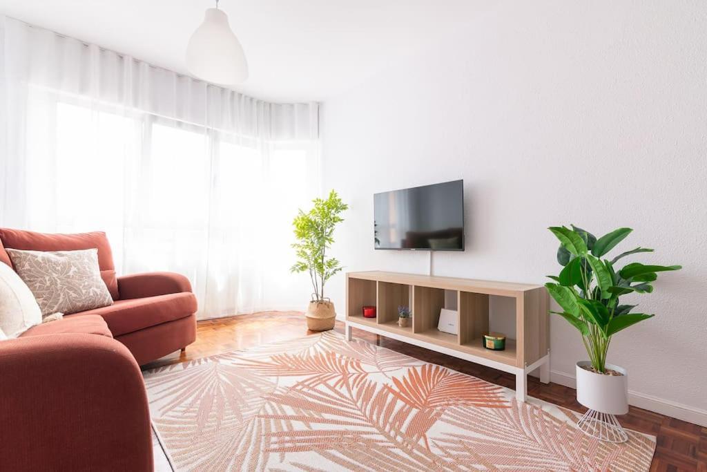 San Roman Apartment With Private Parking Santander Esterno foto